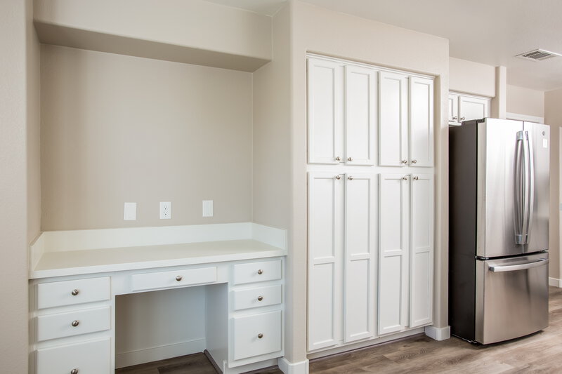 2,990/Mo, 918 Rocky Stone Ave North Las Vegas, NV 89081 Kitchen View