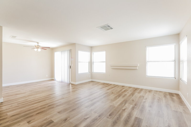 1,935/Mo, 1508 Bellglen Dr Las Vegas, NV 89128 Living Room View