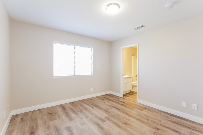 1,935/Mo, 1508 Bellglen Dr Las Vegas, NV 89128 Bedroom View