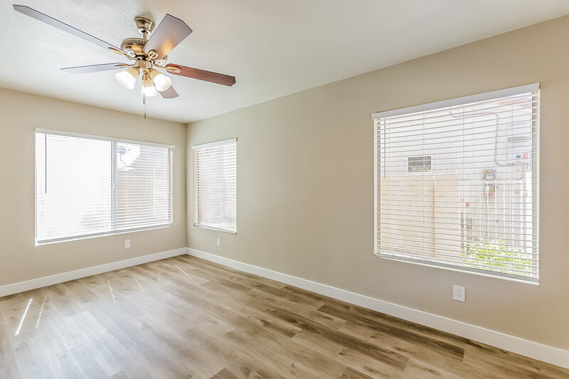 2,055/Mo, 3468 Blue Heather Dr Las Vegas, NV 89129 Misc View 10