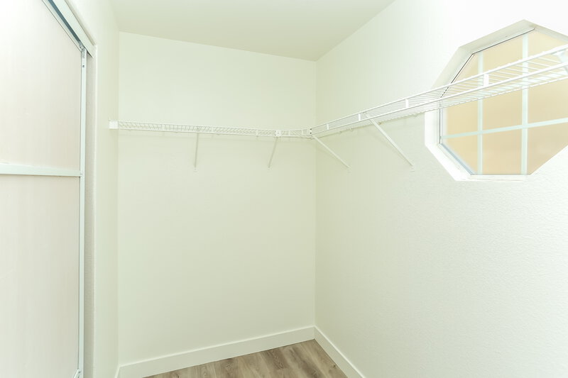 2,970/Mo, 3306 Cheltenham Street Las Vegas, NV 89129 Walk In Closet View
