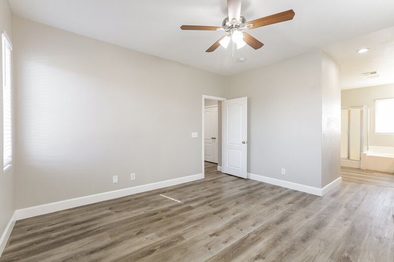 1,965/Mo, 6073 Traviata Ave Las Vegas, NV 89141 Main Bedroom View 2
