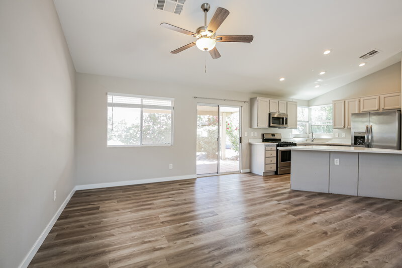 2,170/Mo, 2801 Lava Rock Ave North Las Vegas, NV 89031 Living Room View