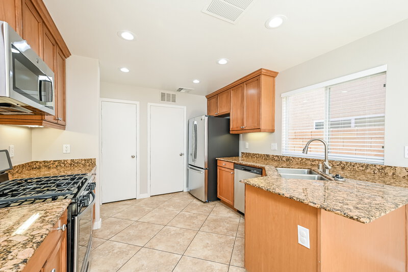 2,020/Mo, 7985 Valladolid AVE Las Vegas, NV 89178 Misc View 4