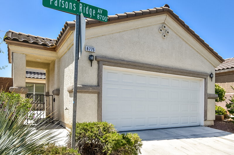2,150/Mo, 8775 Parsons Ridge Ave Las Vegas, NV 89148 Front View