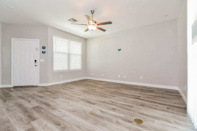2,150/Mo, 8775 Parsons Ridge Ave Las Vegas, NV 89148 Living Room View 2