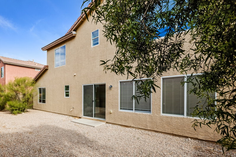2,375/Mo, 5213 Concho Heights St North Las Vegas, NV 89081 Rear View