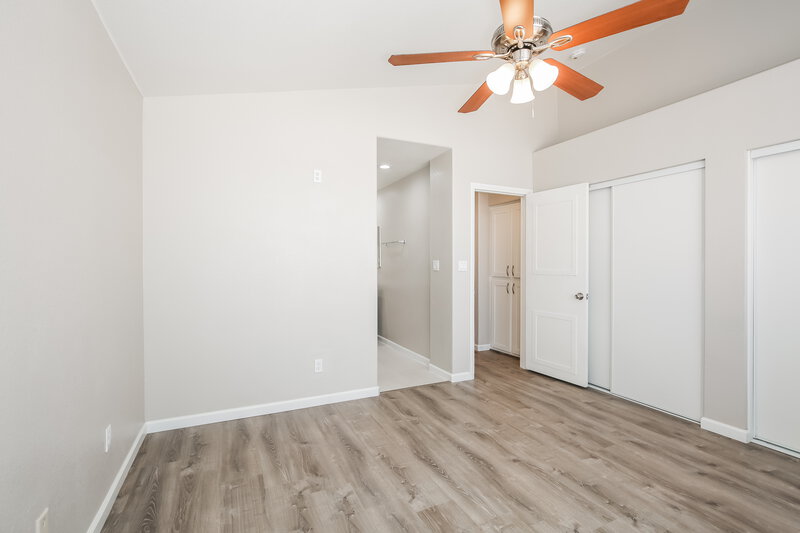 1,960/Mo, 6040 Hidden Rock Dr North Las Vegas, NV 89031 Main Bedroom View