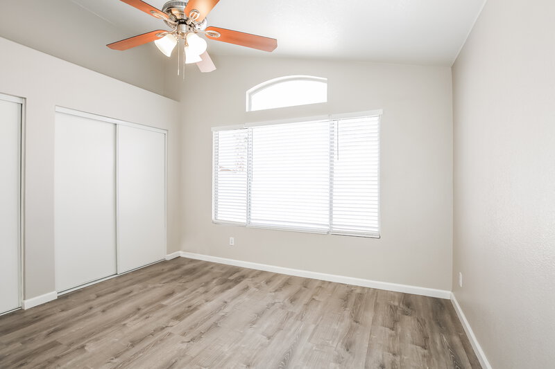 1,960/Mo, 6040 Hidden Rock Dr North Las Vegas, NV 89031 Main Bedroom View 2