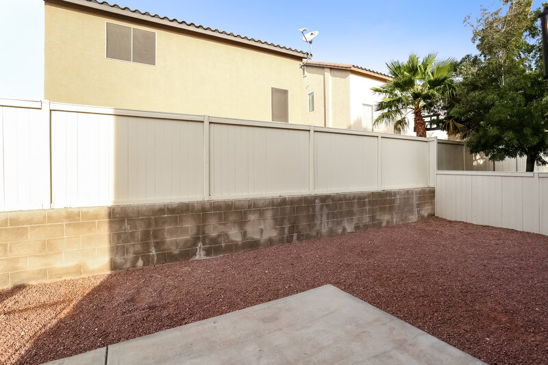 2,225/Mo, 8013 Indian Blanket St Las Vegas, NV 89143 Rear View