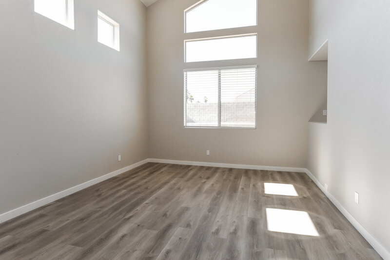 2,265/Mo, 3667 Saddle Creek Ct Las Vegas, NV 89147 Living Room View 2