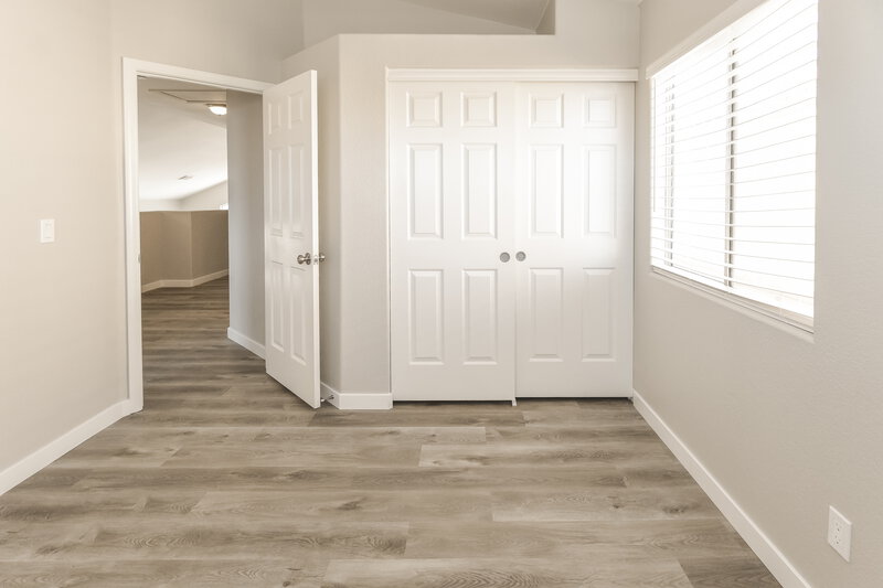 2,265/Mo, 3667 Saddle Creek Ct Las Vegas, NV 89147 Bedroom View 2