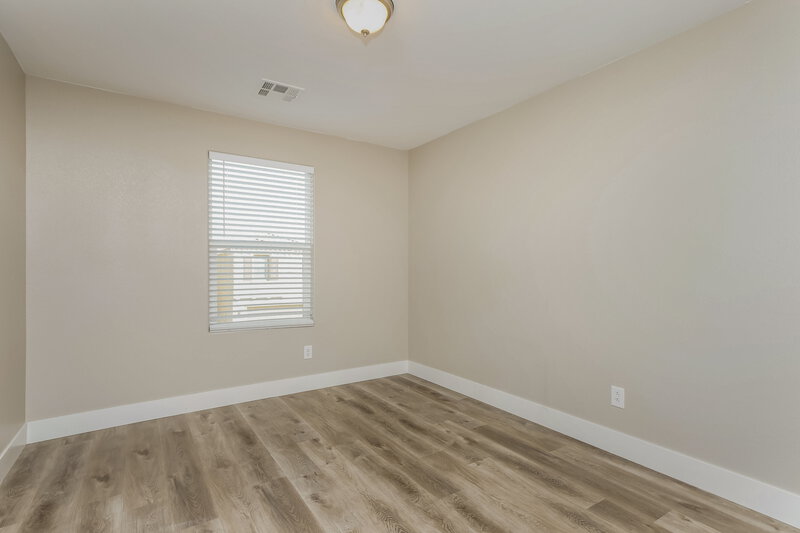 2,140/Mo, 7481 Paces Mill Ct Las Vegas, NV 89113 Bedroom View 2