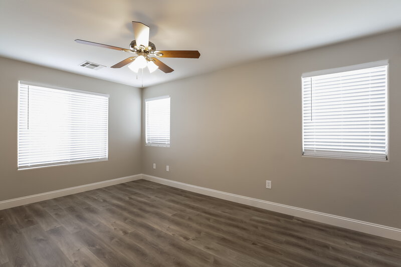 2,280/Mo, 5209 Palm Pinnacle Ave Las Vegas, NV 89139 Misc View 6