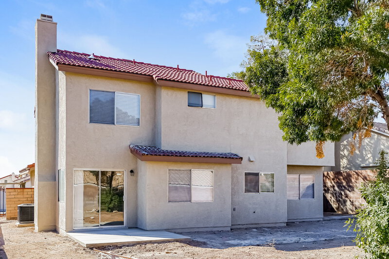 2,140/Mo, 7760 Muirfield Dr Las Vegas, NV 89147 Rear View