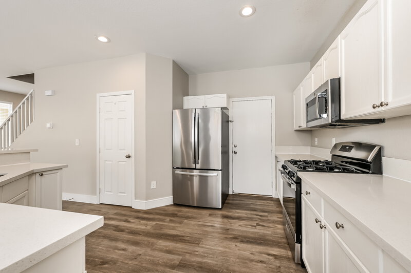 2,240/Mo, 187 Pocono Manor Ct Las Vegas, NV 89148 Kitchen View 2
