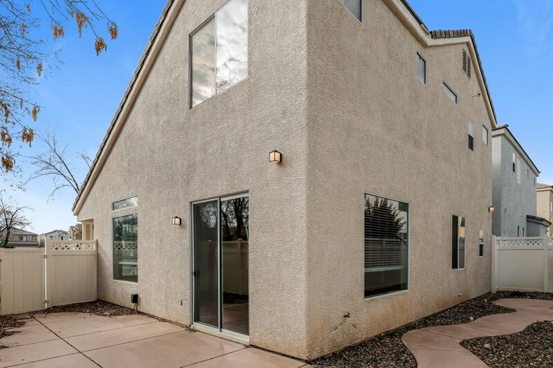 2,140/Mo, 6246 Arbor Valley Ave Las Vegas, NV 89139 Rear View