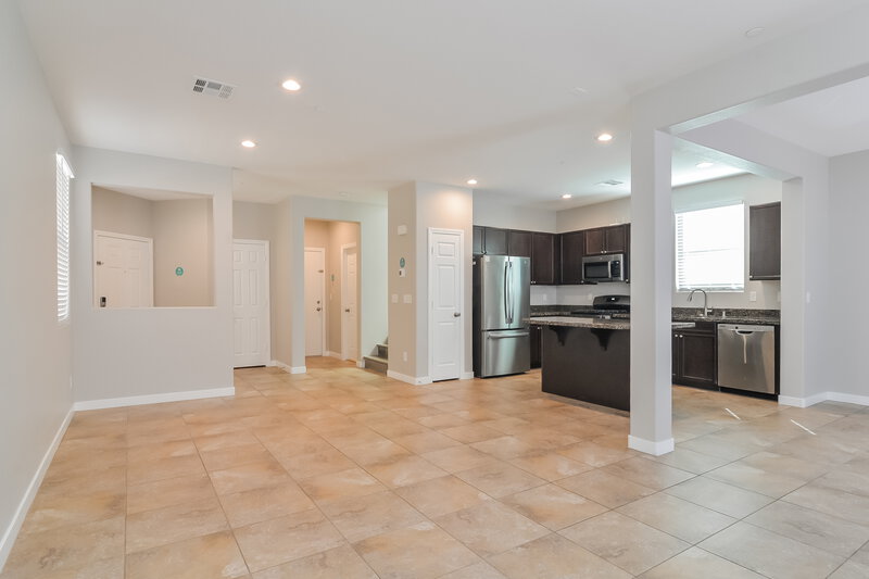 2,365/Mo, 993 Pebble Lake St Henderson, NV 89011 Living Room View 3