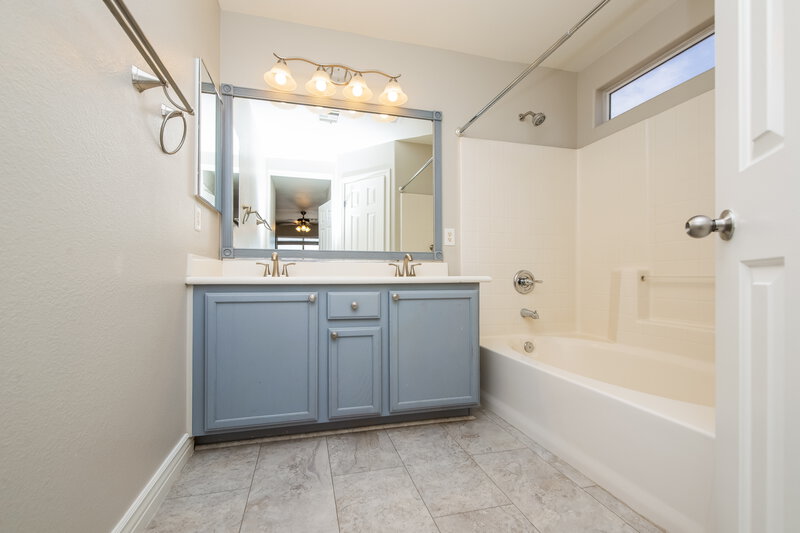 2,025/Mo, 8736 Water Bucket Ave Las Vegas, NV 89143 Main Bathroom View