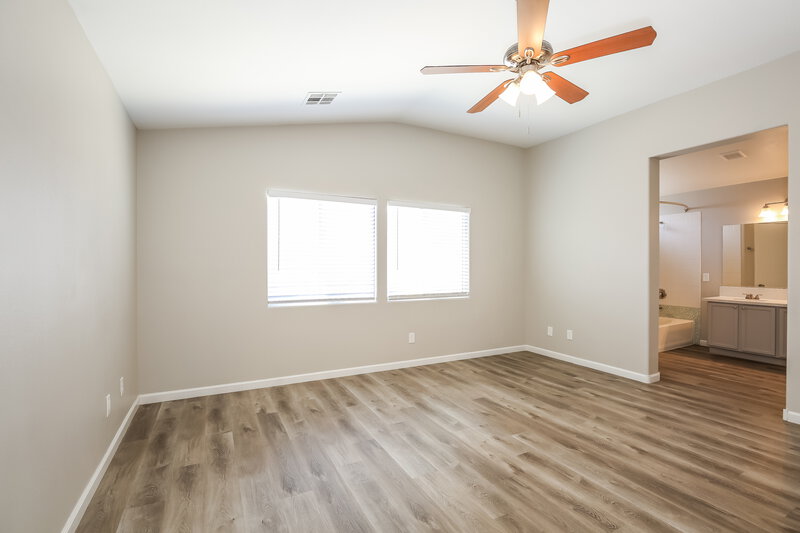 2,000/Mo, 5325 Cholla Blossom Ct North Las Vegas, NV 89031 Main Bedroom View