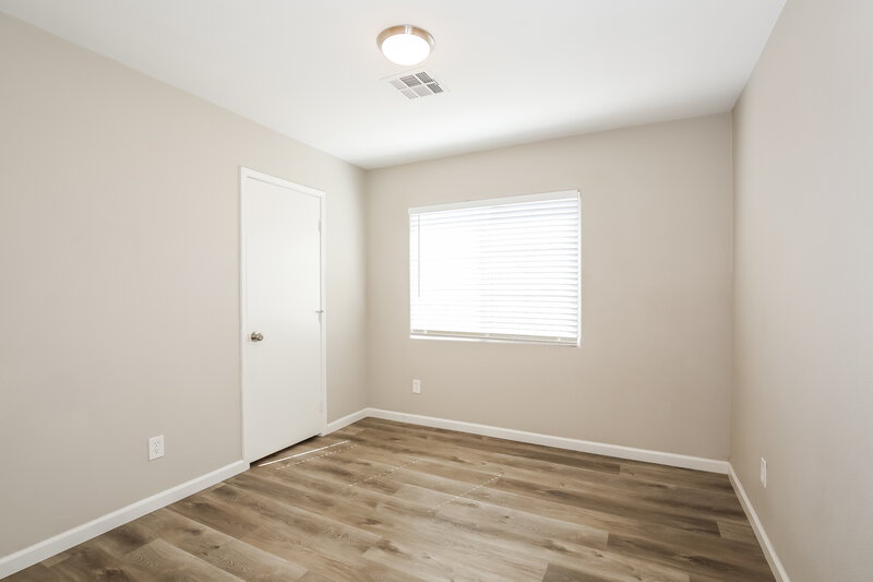 2,000/Mo, 5325 Cholla Blossom Ct North Las Vegas, NV 89031 Bedroom View
