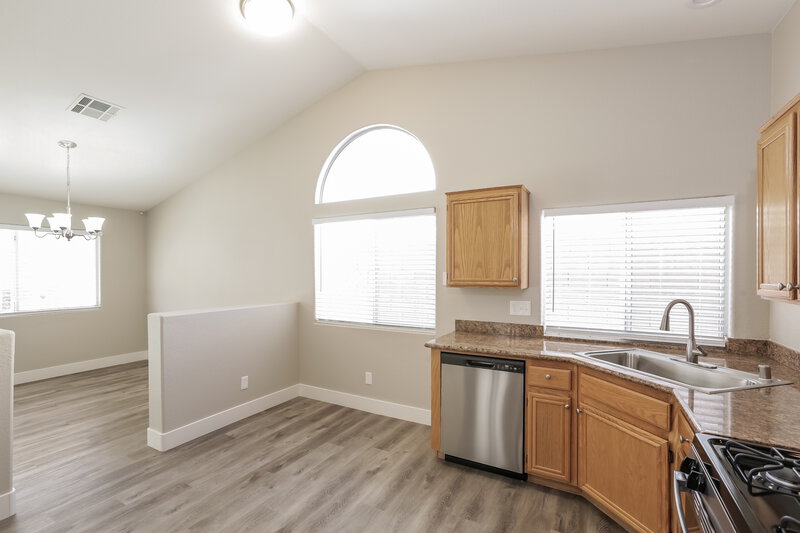 1,980/Mo, 805 Rio Poco Ct Henderson, NV 89015 Kitchen View 2