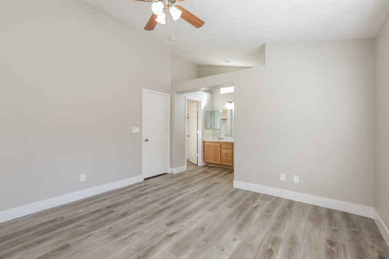 1,980/Mo, 805 Rio Poco Ct Henderson, NV 89015 Main Bedroom View 2