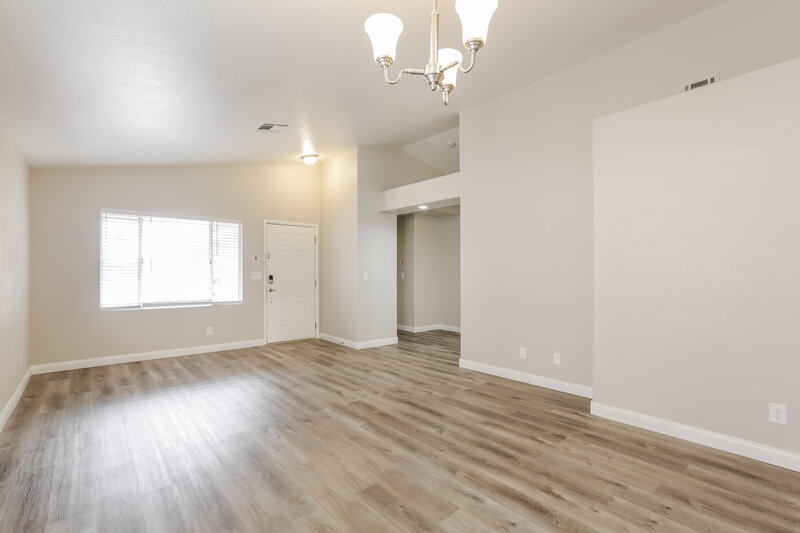 2,190/Mo, 7680 Beverly Hills Dr Las Vegas, NV 89147 Misc View