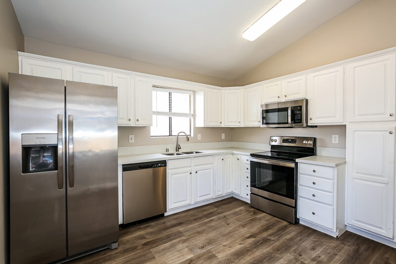 2,155/Mo, 7800 Ducharme Ave Las Vegas, NV 89145 Kitchen View