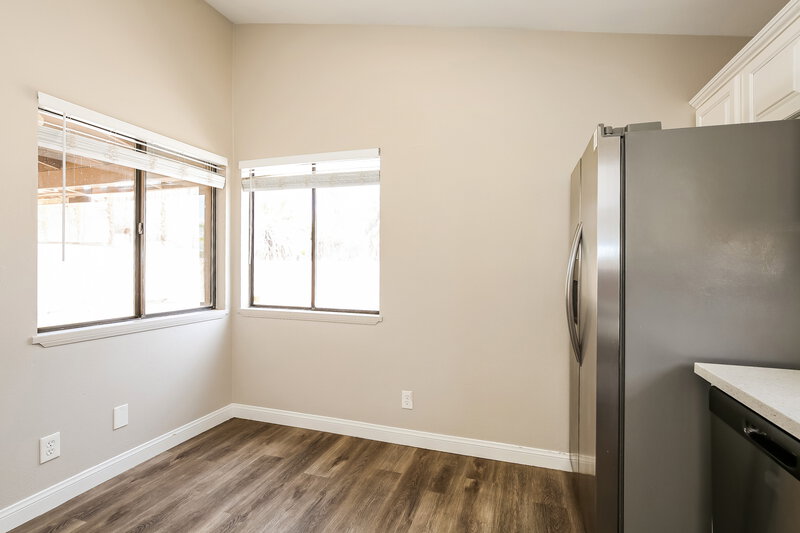 2,155/Mo, 7800 Ducharme Ave Las Vegas, NV 89145 Kitchen View 2