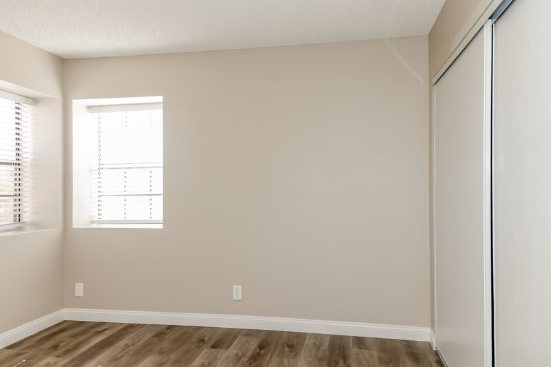 3,220/Mo, 7800 Ducharme Ave Las Vegas, NV 89145 Bedroom View 2