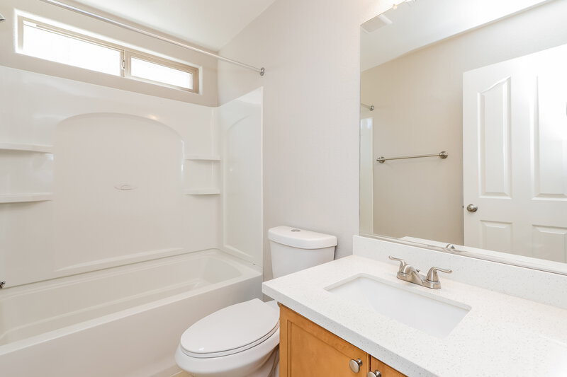 2,100/Mo, 10724 Cape Shore Avenue Las Vegas, NV 89166 Bathroom View