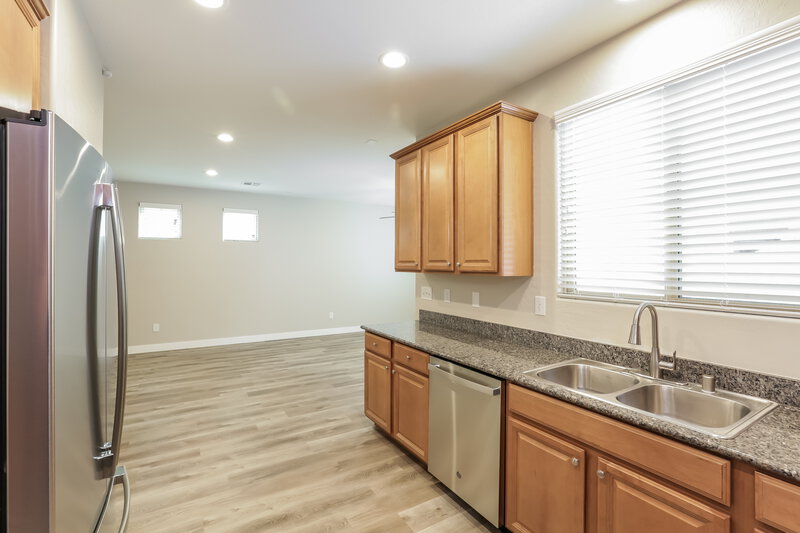 2,140/Mo, 10169 Palazzo Marcelli Ct Las Vegas, NV 89147 Kitchen View 2
