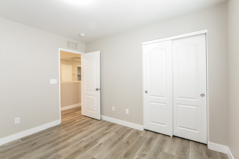 2,140/Mo, 10169 Palazzo Marcelli Ct Las Vegas, NV 89147 Bedroom View 2