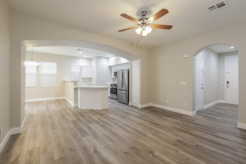 2,195/Mo, 5367 Flowing Spring St Las Vegas, NV 89122 Dining Room View