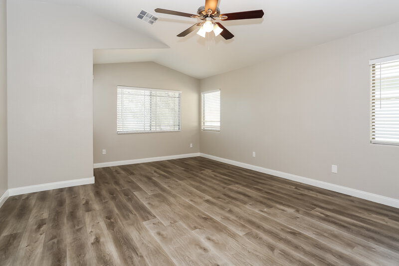 2,175/Mo, 6425 Raven Hall St North Las Vegas, NV 89084 Main Bedroom View