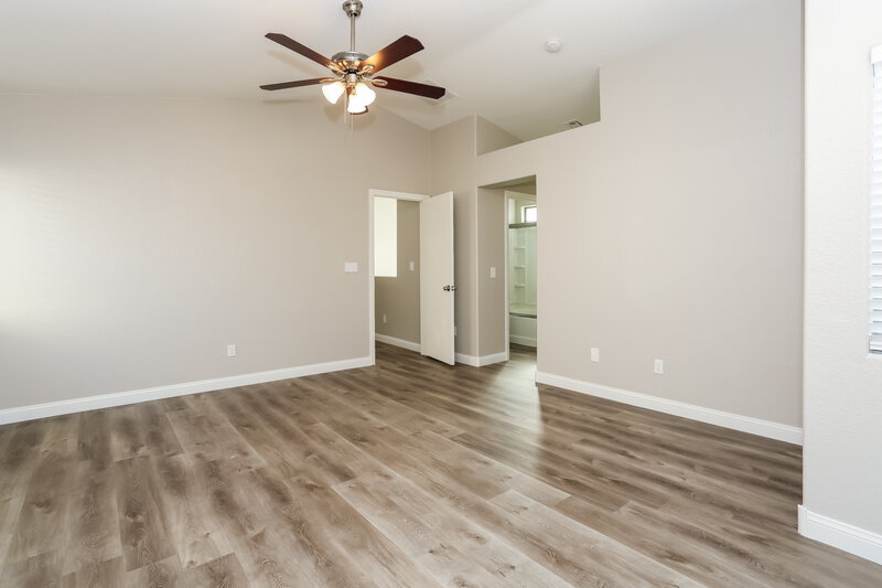 2,175/Mo, 6425 Raven Hall St North Las Vegas, NV 89084 Main Bedroom View 2
