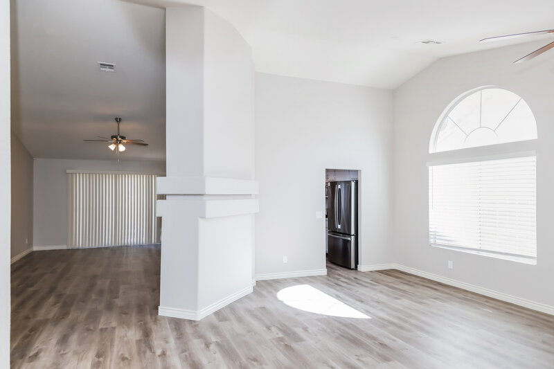 2,290/Mo, 816 Stillwater Ln Henderson, NV 89014 Dining Room View