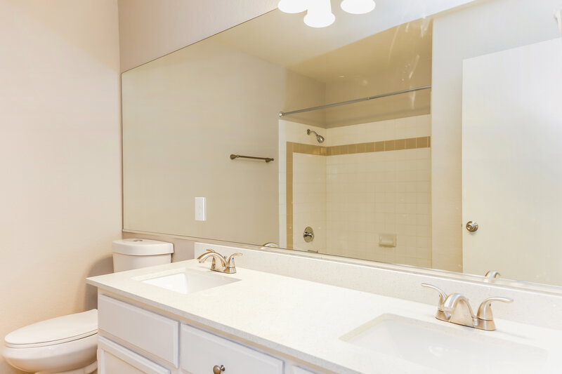 2,290/Mo, 816 Stillwater Ln Henderson, NV 89014 Bathroom View