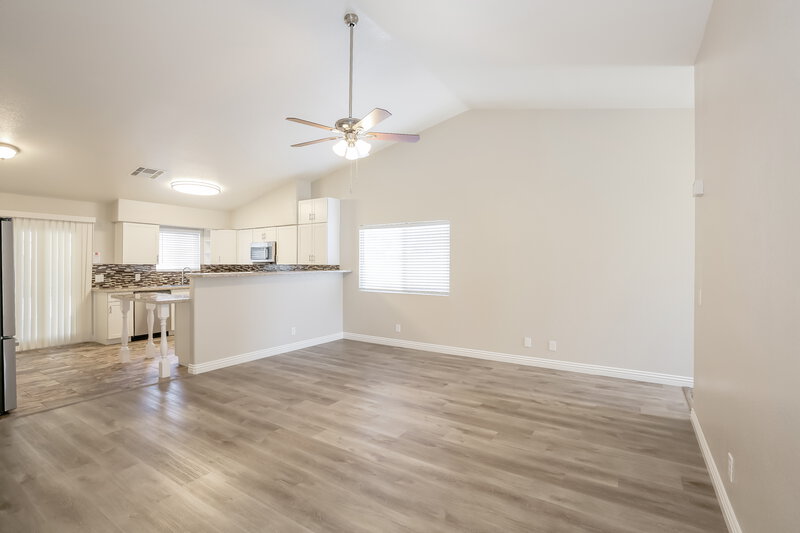 2,075/Mo, 5041 Wildroot Rd Las Vegas, NV 89130 Dining Room View