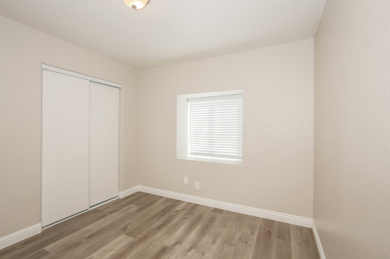 2,075/Mo, 5041 Wildroot Rd Las Vegas, NV 89130 Bedroom View