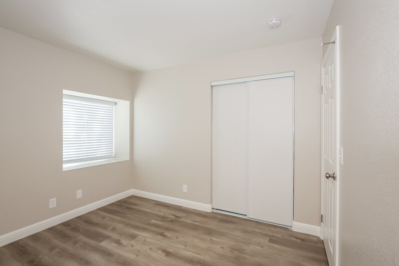 2,075/Mo, 5041 Wildroot Rd Las Vegas, NV 89130 Bedroom View 2