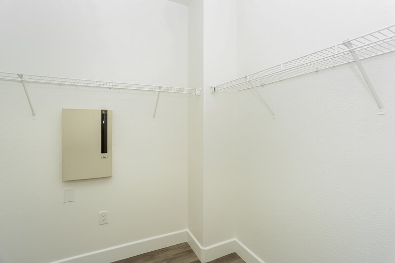 2,090/Mo, 8276 Brilliant Pompon Pl Las Vegas, NV 89166 Walk In Closet View