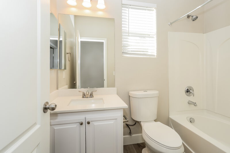 2,090/Mo, 8276 Brilliant Pompon Pl Las Vegas, NV 89166 Bathroom View