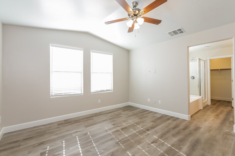 2,075/Mo, 10115 Mayflower Bay Ave Las Vegas, NV 89166 Main Bedroom View