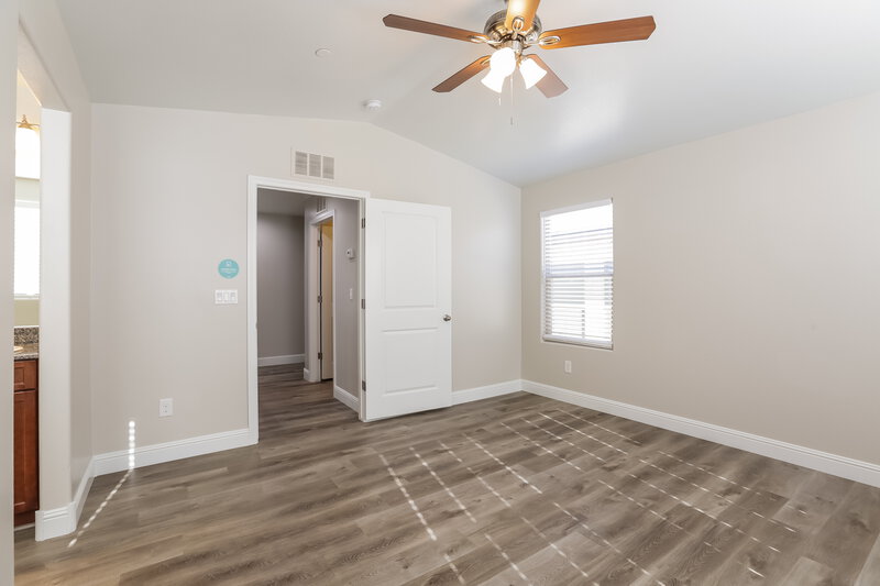 2,075/Mo, 10115 Mayflower Bay Ave Las Vegas, NV 89166 Main Bedroom View 2