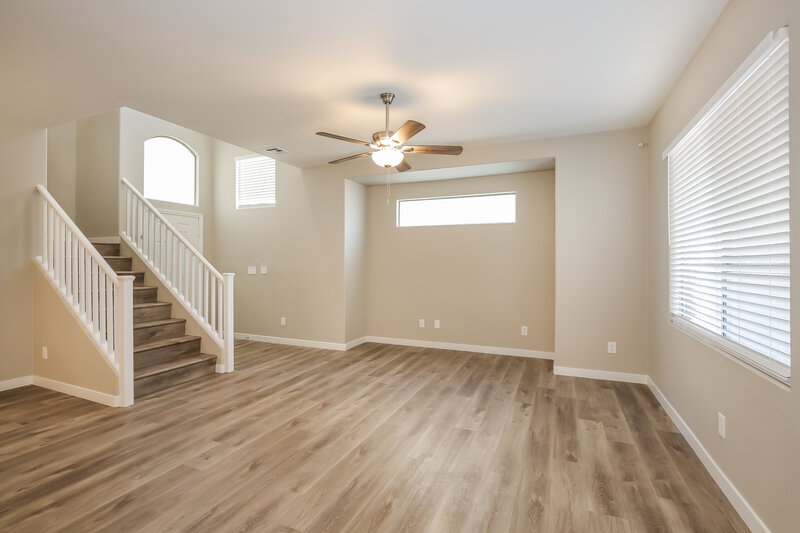 1,990/Mo, 3544 Ashford Grove Street Las Vegas, NV 89122 Living Room View 3