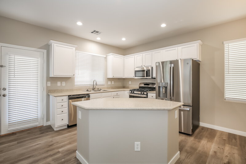 1,990/Mo, 3544 Ashford Grove Street Las Vegas, NV 89122 Kitchen View
