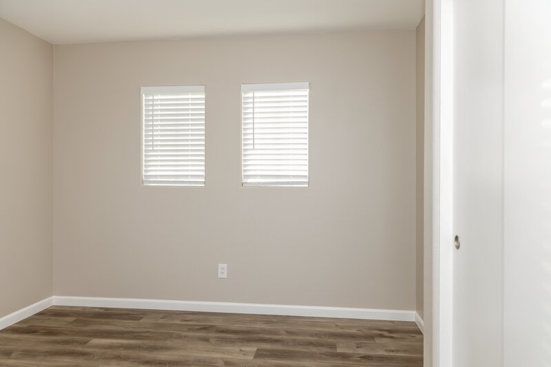 2,320/Mo, 8312 Oppenheimer St Las Vegas, NV 89139 Bedroom View 2