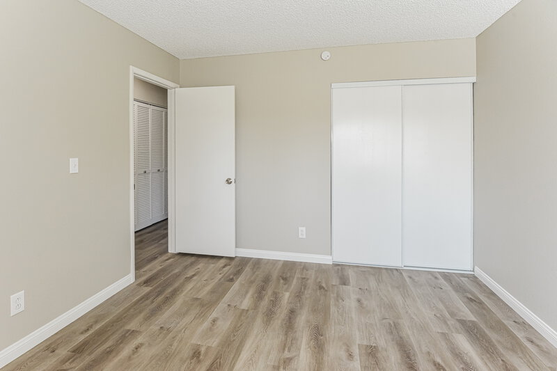 2,015/Mo, 2080 Club Crest Way Henderson, NV 89014 Bedroom View